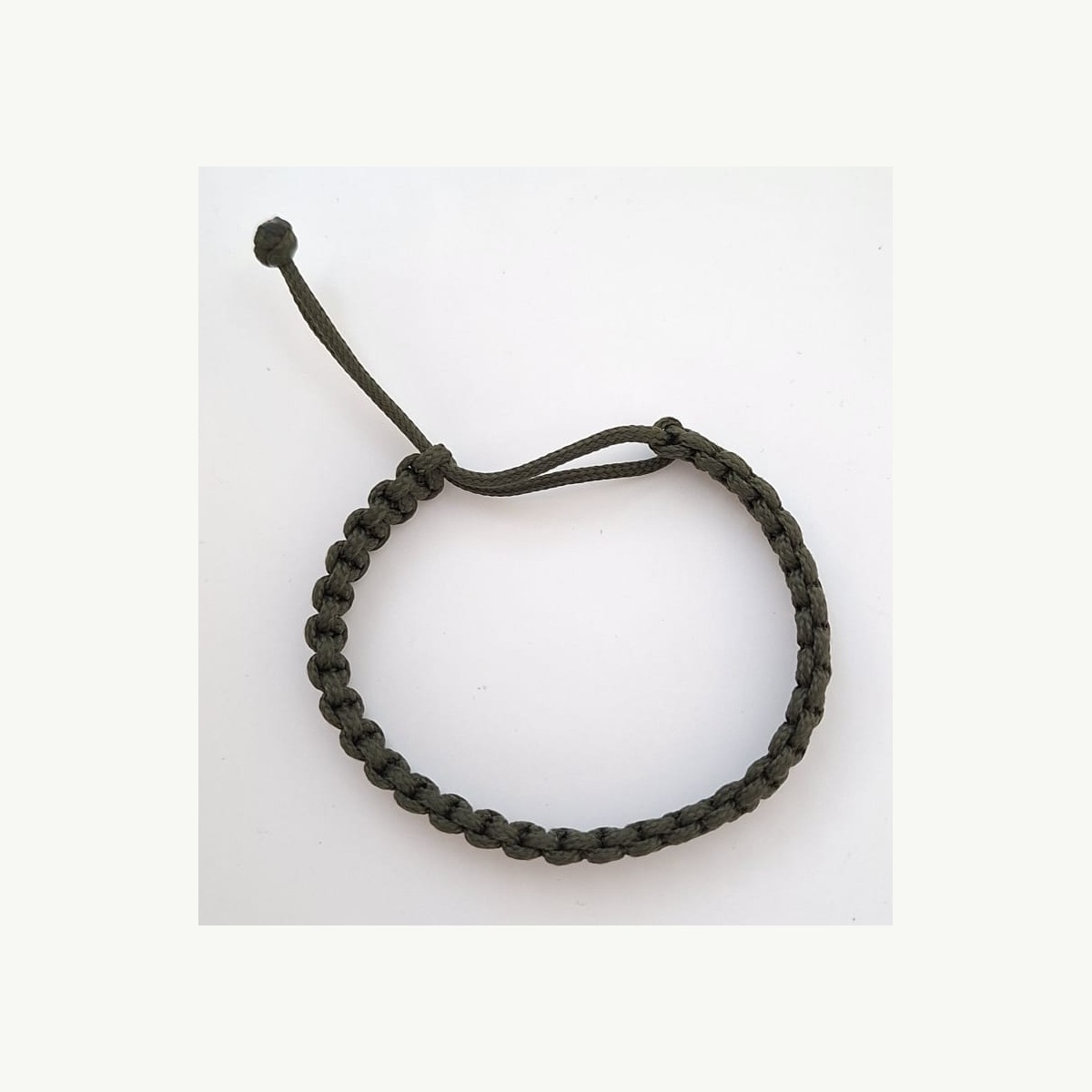 Schmales HERNES Paracord-Armband in Khaki