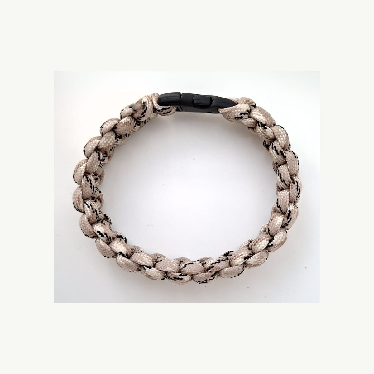HERNES Paracord-Armband in Beige mit schwarzem Klickverschluss